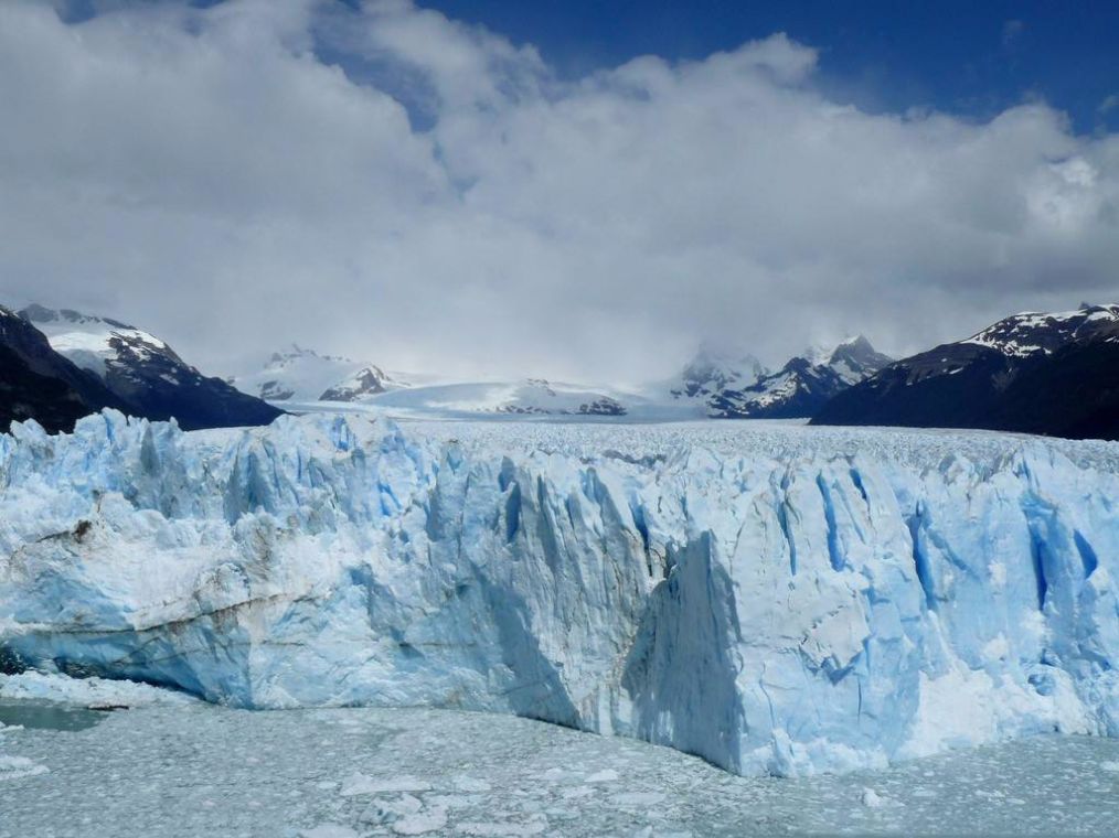 「北极」无解之谜！英国两艘军舰忽然消失，200年后现身北极模样一点没变