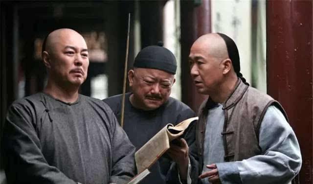 纪晓岚▲“和珅跌倒，嘉庆吃饱”，同朝的纪晓岚结局如何？