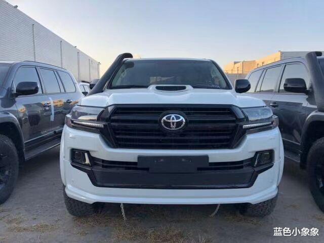 兰德酷路泽|丰田SUV越野王曝光，4.5T+空气悬挂，预售68万，比宝马X5还霸气