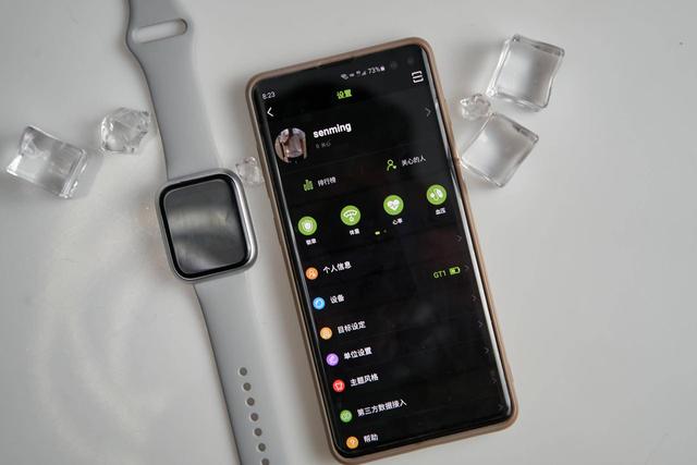 智能手表▲百元之内获得的智能生活，有omthing简悦智能手表还要什么手环？