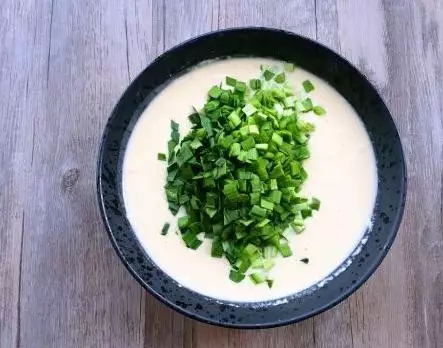 ▲钓鱼老司机分享3种窝料方法，钓鱼百发百中！