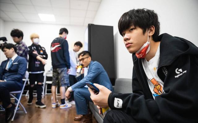 LGD|TES碾压DRX，Deft被阿水压着打，文森特却说LGD才是大赢家？