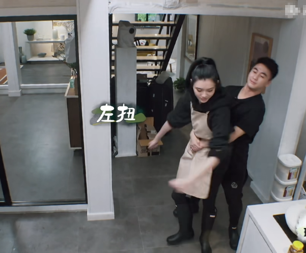 何猷君|有种低调炫富叫何猷君吃泡面，看到配菜食材后，是我没见过世面了