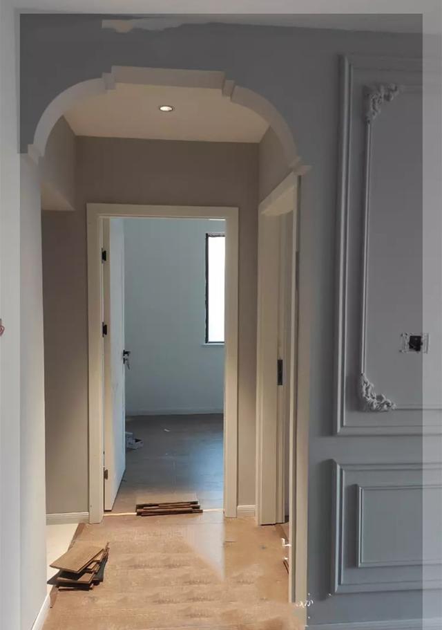 |硬装部分刚做完，朋友都说太白了，沙发一摆立马看出层次感！