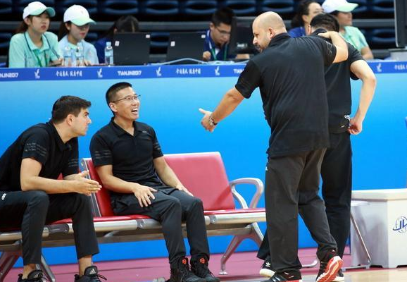 「广州恒大」北京男篮又做一决定！合同到期就滚蛋！再见，真正的球队老大