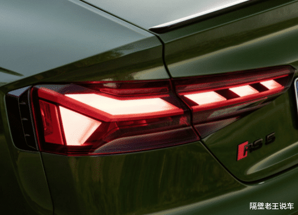 全时四驱@“西装暴徒”来袭!配全时四驱,轴距超2米7,搭2.9T动力3.9秒破百