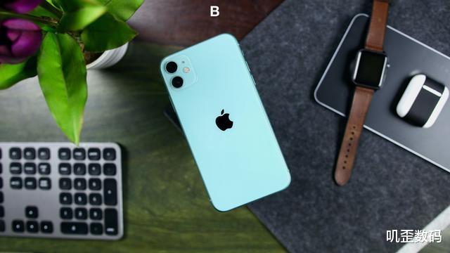 iphone11■全球销量第一的手机，如今降价清仓，网友：太迟了