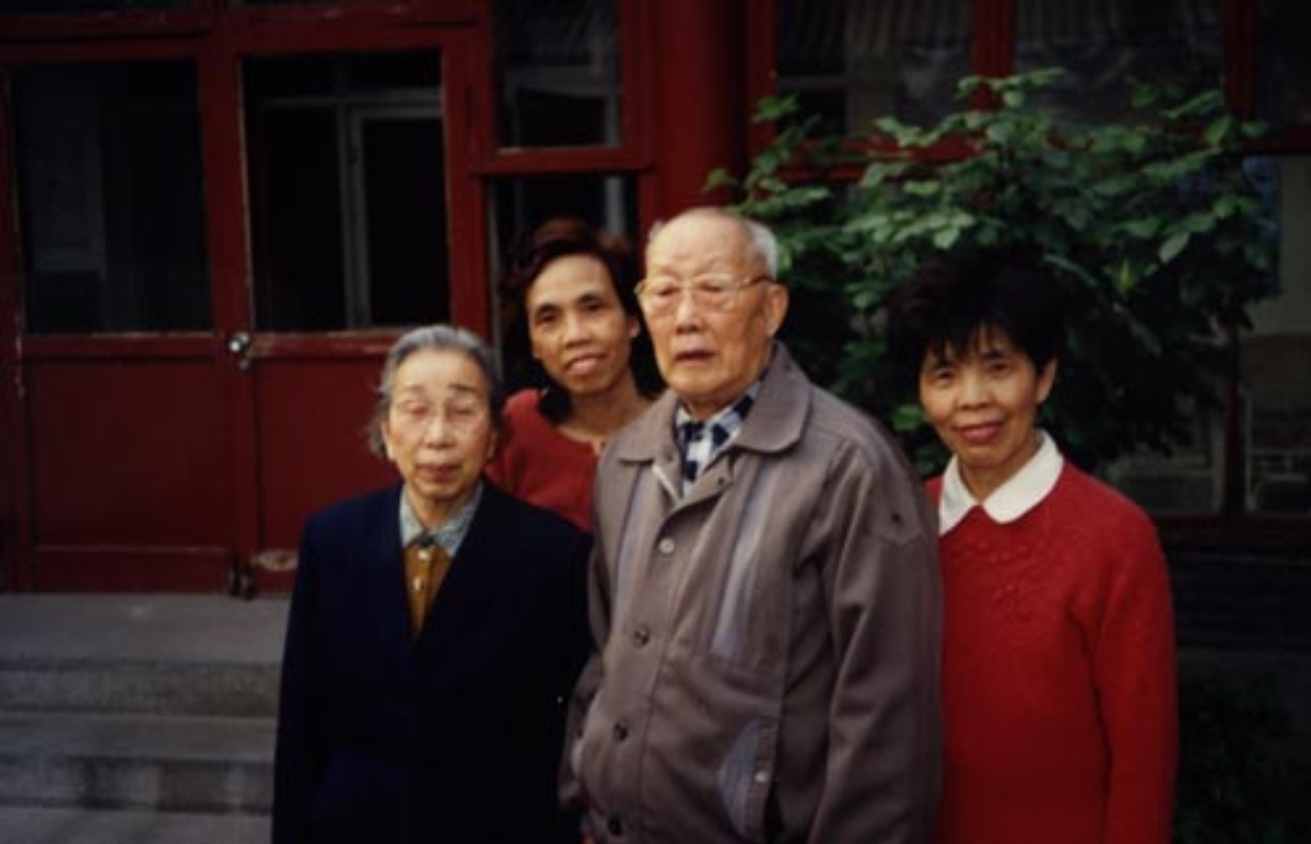 李钟奇|他是开国少将，1967年他一时糊涂，当众打了开国元帅两巴掌