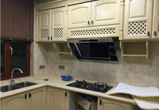 「」晒晒150万农村自建房，客厅就花了12万，是不是有点奢侈？