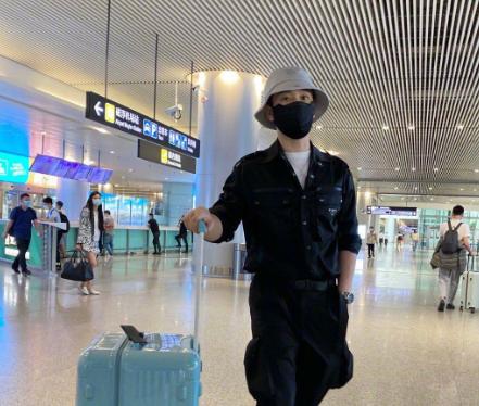 结婚|当年结婚请了半个娱乐圈，出事后无一人帮忙，网友：半个娱乐圈呢