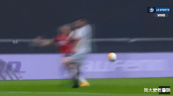 阿拉维斯|3-0！意甲领头羊踢疯魔了，无奈伊布化身“猪队友”，5罚3丢