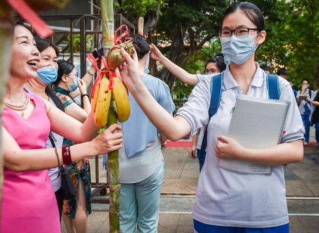 高考志愿|高考志愿填报后:通知书没到手,这4件事切勿大意,尤其是家长