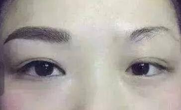 【眼霜】梵娅:31岁景甜晒健身惊艳照片,柳叶眉新造型超温柔!