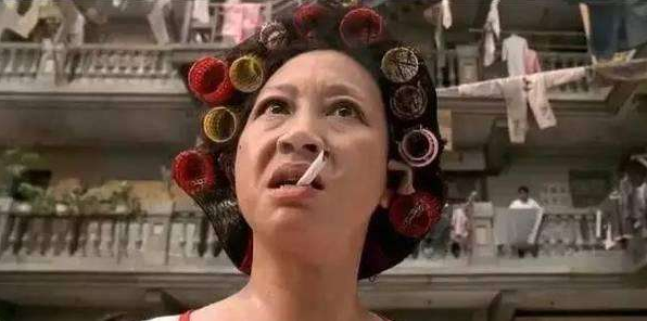 【周星驰】《功夫》冷知识：周星驰求包租婆出演，不过有一个条件？