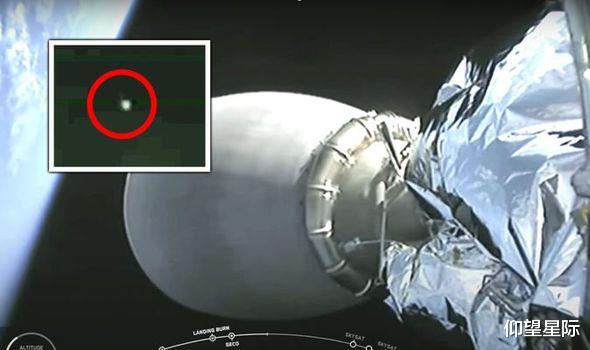 UFO■SpaceX发射之谜!NASA的直播镜头在看到UFO接近几秒后被切断