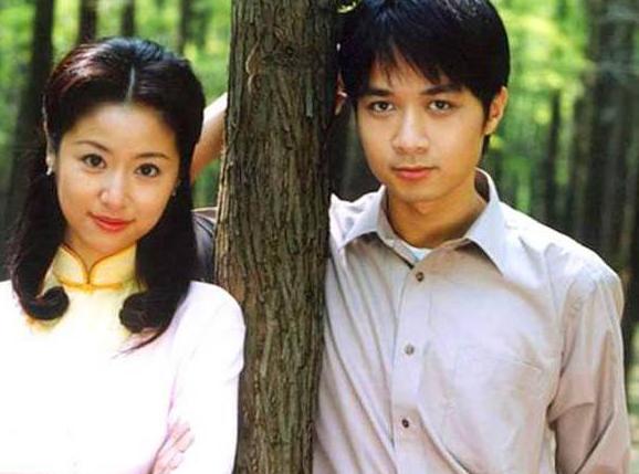 依萍▲《情深深雨蒙蒙》：终于明白，何书桓为什么更爱依萍，而放弃如萍