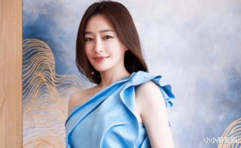 |?拥有上亿身价却至今单身，这四位女明星中，哪一位让你心动？
