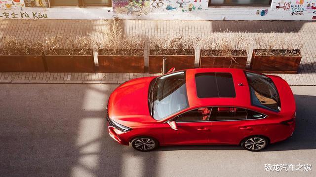 长安逸动|长安逸动PLUS连续6个月销量破万，8月销量达到17776辆