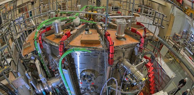 等离子体|英国一项聚变实验成功通电，实现了人们所期待的“首次等离子体”