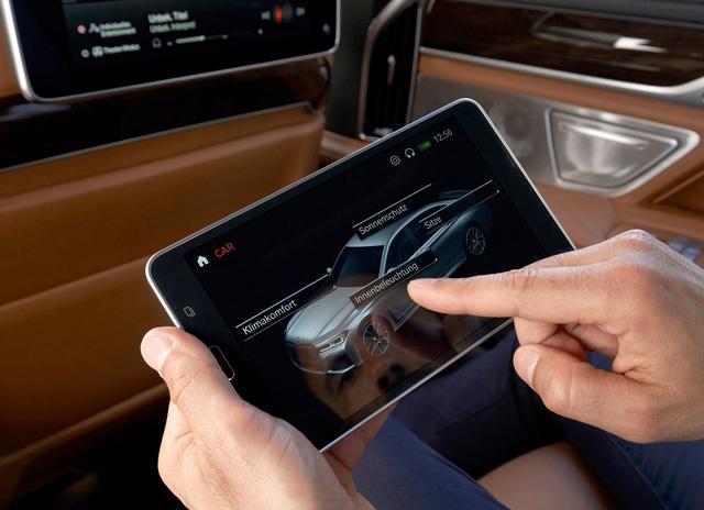 宝马7系@宝马7系已经跌至67万元,老车主要扎心了