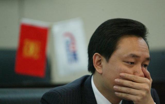 非洲▲?入狱12年，黄光裕即将出狱，京东又有大动作，网友：国美要翻盘？