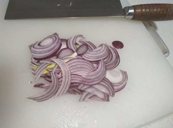 黄瓜|天越热越要吃这盘菜，5分钟做一大盘，清爽脆口，减脂人士别错过