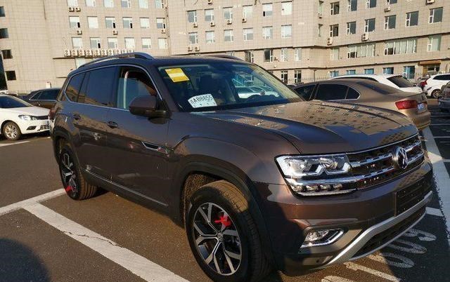 『大众途昂』33万买了辆大众途昂,对比上一辆本田冠道,车主:想说二个字