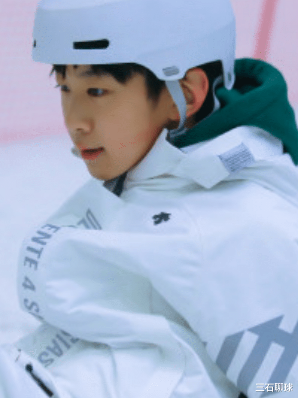 男神|爸爸去哪儿七年前vs后，男孩们帅成男神，女孩们美到让人不敢认！