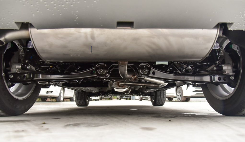 SUV|哈弗H6危险了!1.5T+CVT无级变速箱,新款SUV售价不足12万