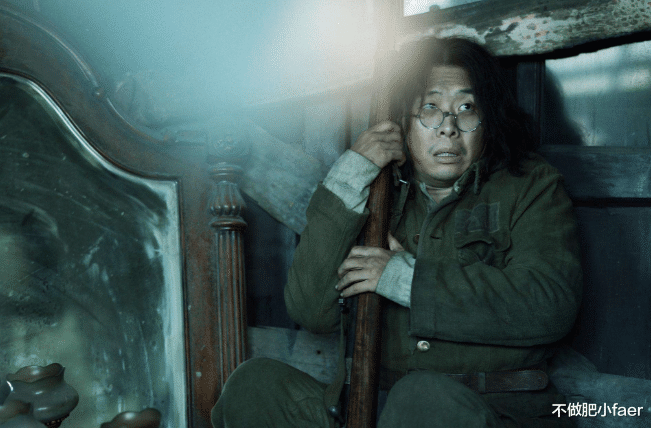 八佰|盘点《八佰》中的明星男配，个个都曾是顶流，现今却地位尴尬