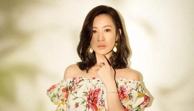 佘诗曼|凭借《延禧攻略》再度翻红，邀约不断新戏造型曝光，45岁出演少女