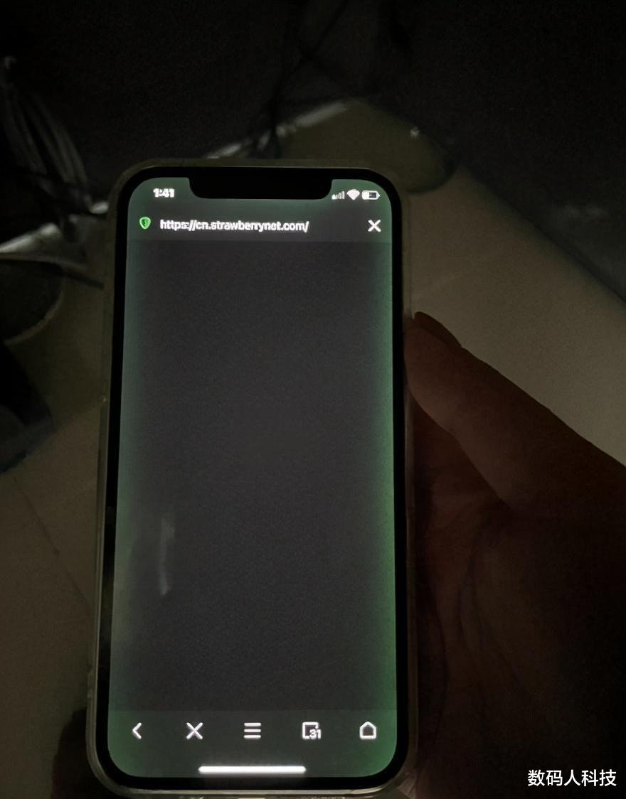 苹果|史上最强大的苹果手机又“翻车了”！问题大面积爆发: 官方回应了