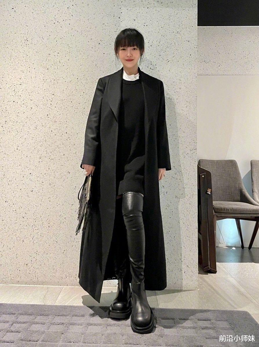 大S|大S不愧是美容大王！生了两孩子一点痕迹没有，美的还似少女一般