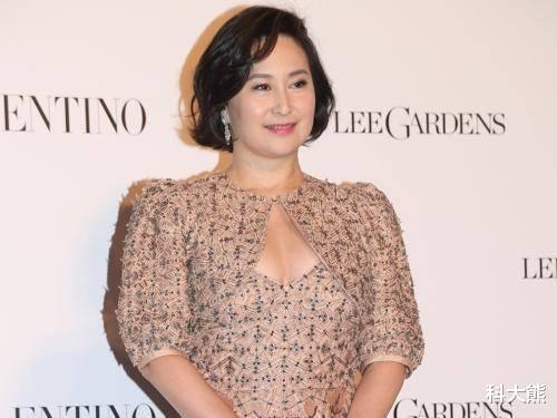 蓝琼缨|分到200亿后，半路杀出个何超雄，“二房”蓝琼缨能否笑到最后？