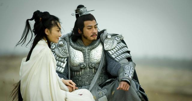 「秦始皇」刘邦和项羽都见过秦始皇,为何见了秦始皇,他们的反应如此相似?