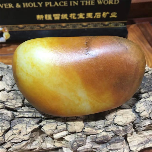 「」玉石中的玩料！你知道是哪种和田玉吗？