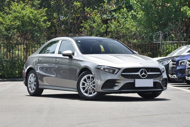 「奔驰A级」奔驰A级价格“触底”,A180L降至14万多,赶紧抄底