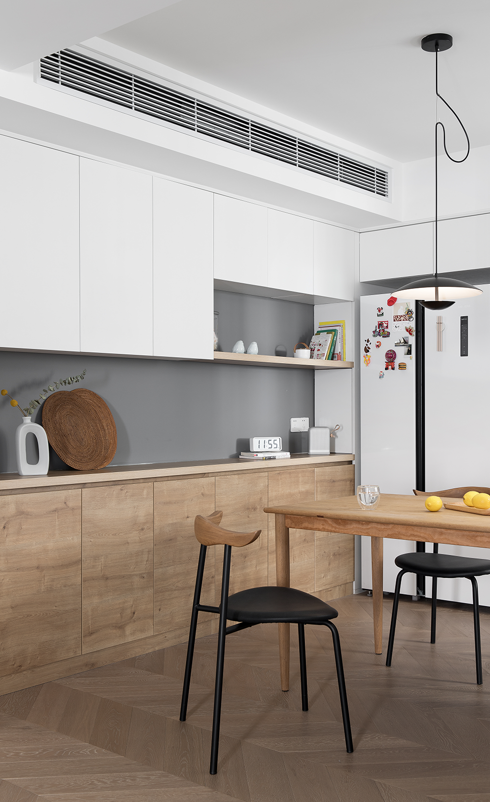 『』极简+黑白灰，最纯粹的设计格调！