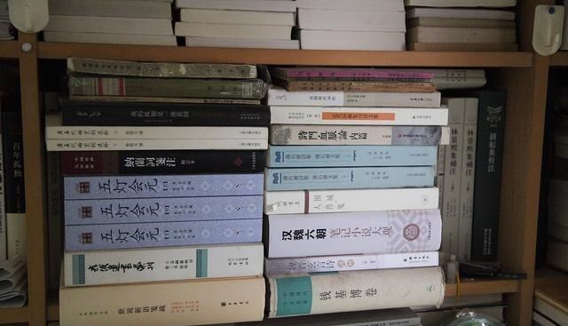 考试|建议二本成绩学生报考的4大专业，将来考铁饭碗很容易，值得考虑