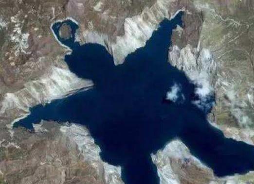 「科学家」科学家：死亡本身并不存在，是人类自己发明了死亡