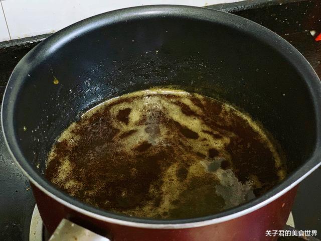 蜂蜜|入秋后，核桃栗子不如它滋补，买10斤囤起来，冬天拿出来吃，省事