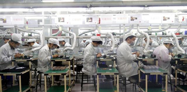 制造业 一工难求？月薪近万没人愿意来，人口大国为何出现“用工荒”？