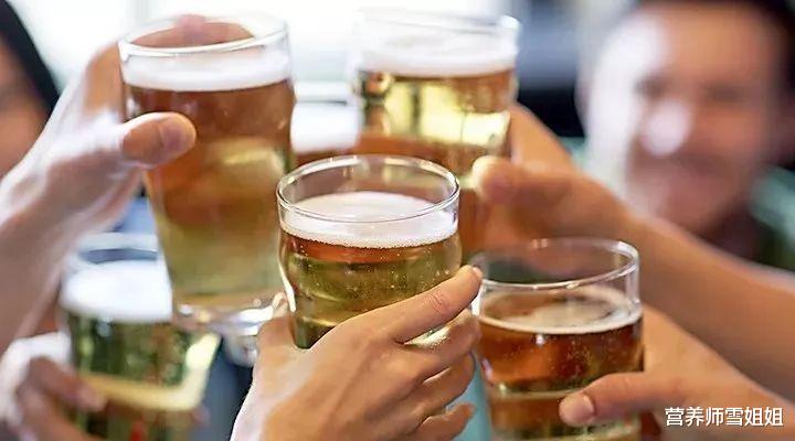 『肝脏』身体3处出现异常,是宣告肝脏已衰退,45岁后,6件伤肝事少做