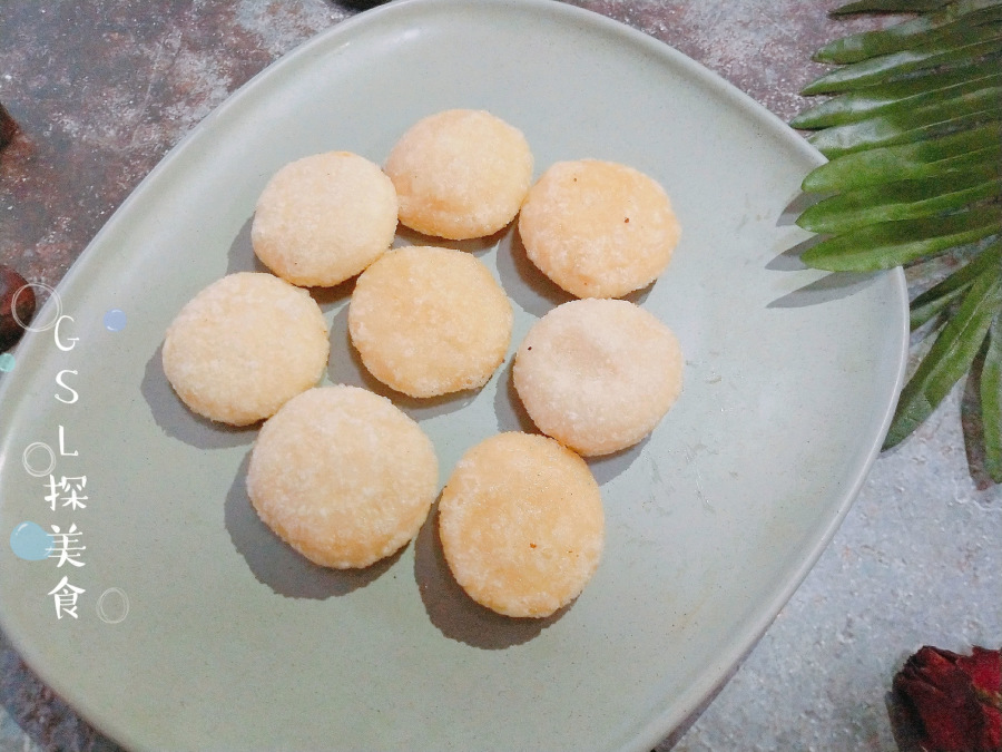 [炸糕]糯米粉还可以这样做，吃一次就爱上，外脆里嫩，吃着过瘾
