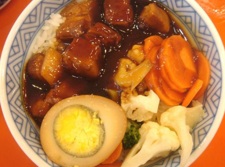 吉野家|原是日本人的“穷人食堂”，到中国却倍受吹捧，这家店你踩雷了吗