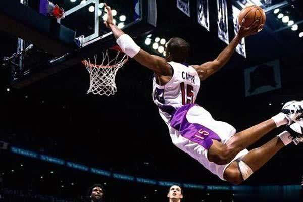 「迈克尔·乔丹」分卫最强数据PK，哈登61分17篮板17助攻8抢断4盖帽，乔丹：都让开