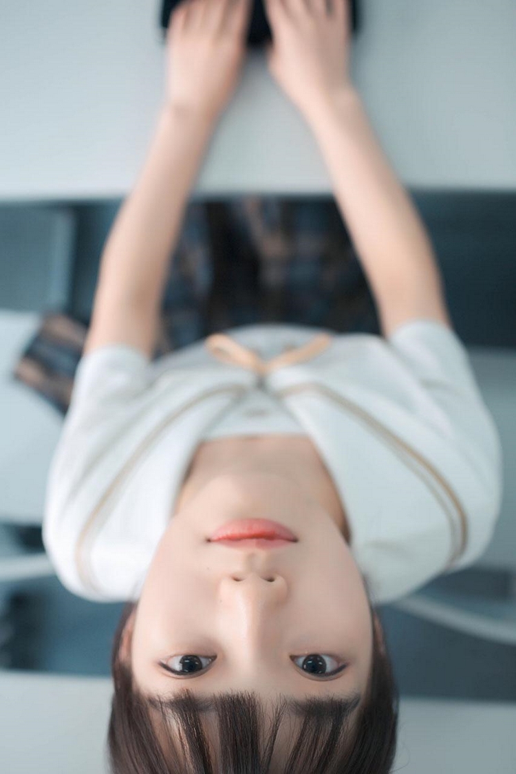 |靓靓聊第150期:清纯素颜学生妹带你重温校园生活