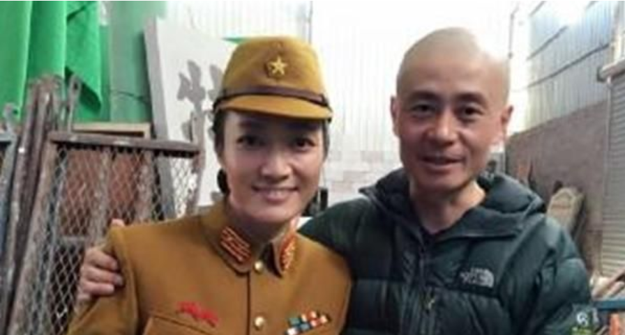 又一位日本演員演“日本軍官”，10年龍套終成名！如今成中國媳婦-圖2