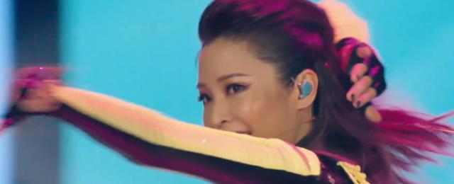 「孟佳」《乘风破浪》二公造型曝光:孟佳阿朵被造型拖累,吴昕成熟风获赞