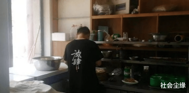 #济南#济南一饭店因卖凉菜,被罚10000元,网友:卖个花生米咋了?